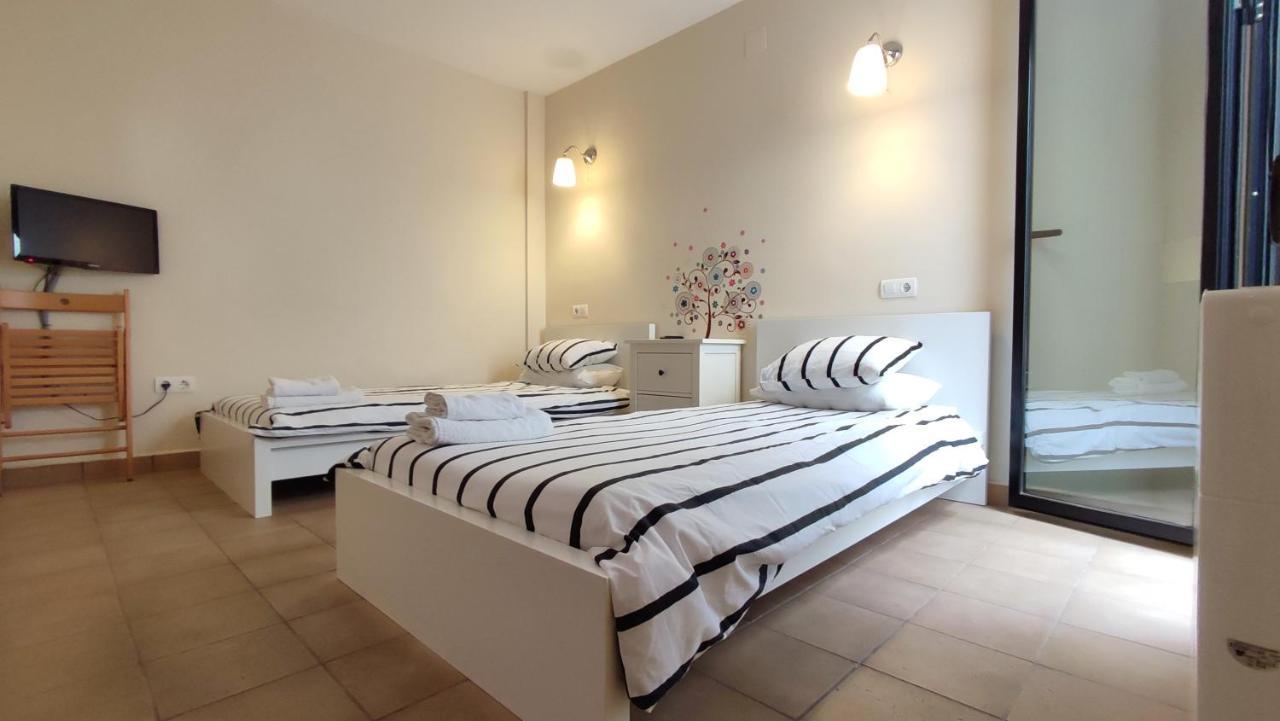 Caces Apartamentos Turisticos Encanto מראה חיצוני תמונה